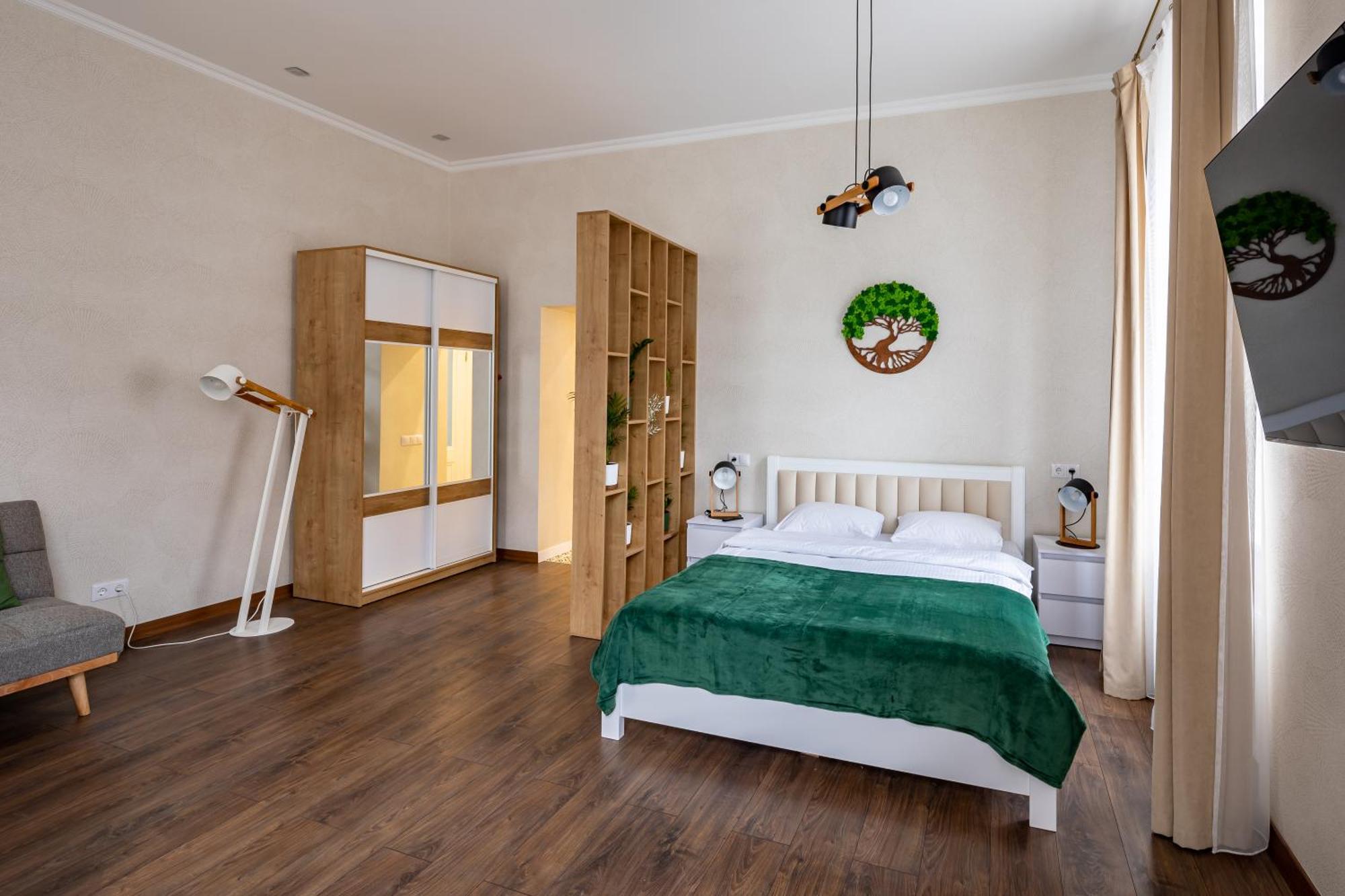 Apartment Leontovycha 1905 *